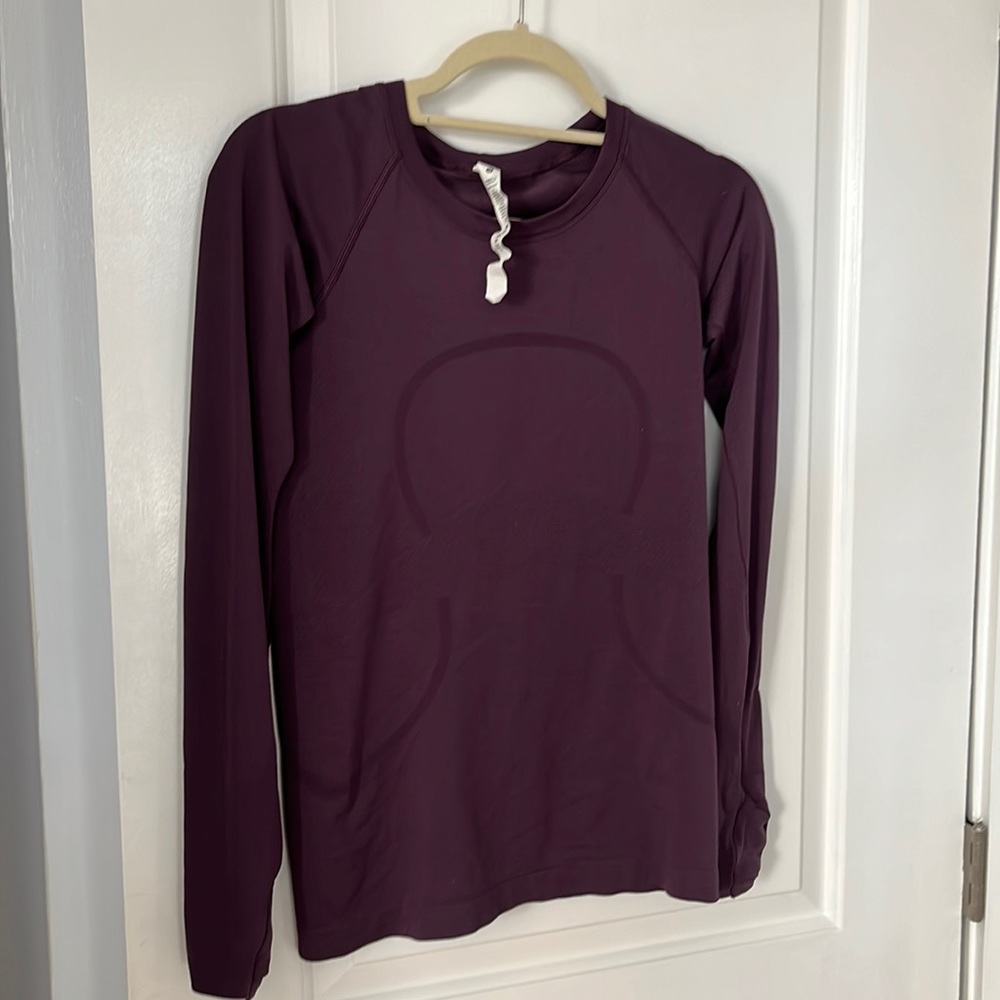 Lululemon Run Swiftly Tech Long-Sleeve Shirt 2.0 size 6